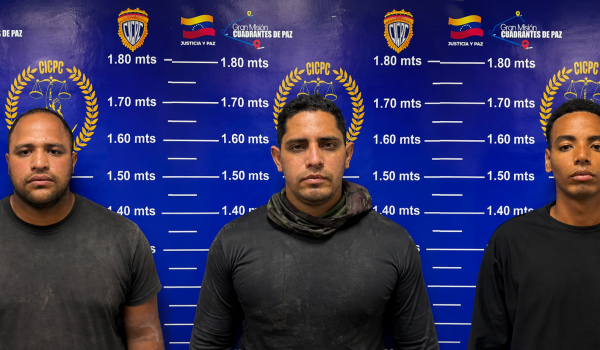 Policiais são presos após saquearem dólares em área devastada por terremotos na Venezuela