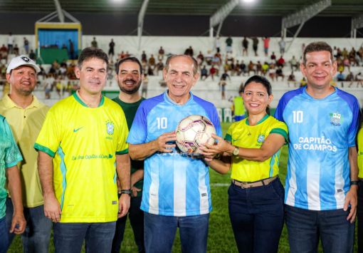 Senador Marcelo Castro inaugura ampliação da Arena Resendão em Capitão de Campos