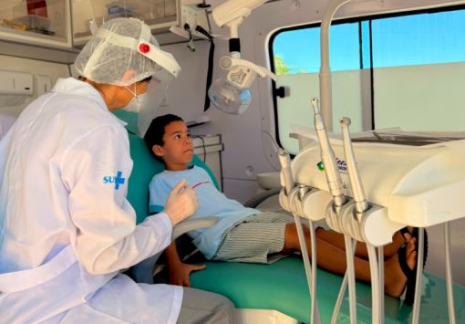 Programa "Cuidando da Nossa Gente" leva serviços da assistência social e da saúde à comunidade Pé do Morro