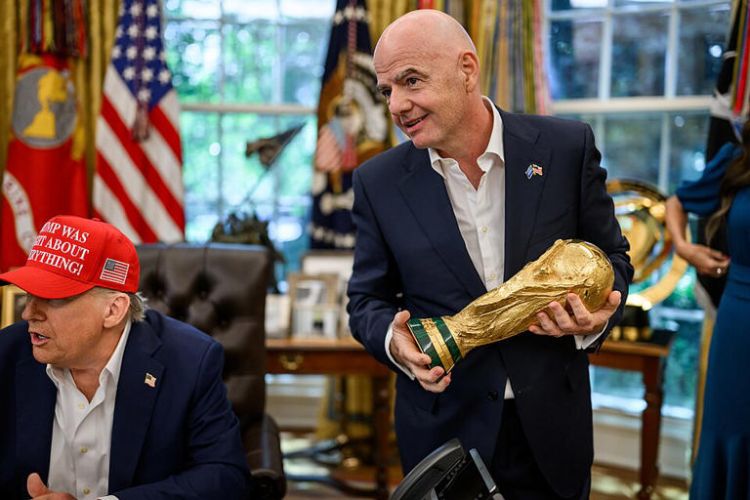 Diretor de FIFA, Gianni Infantino, e presidente dos Estados Unidos, Donald Trump, na Casa Branca The White House